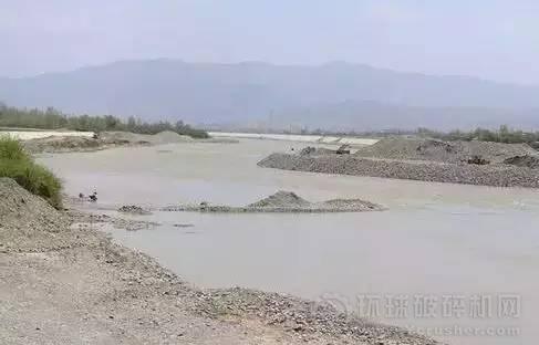 石家庄启动整治河道非法采砂专项行动