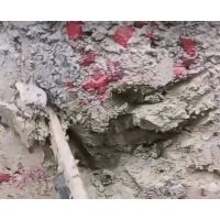 曝光 | 河砂不达标，河堤表层一戳就破！ 