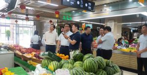 中国电科领导莅临海恒市场参观智慧菜市场