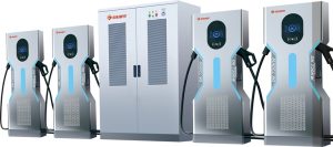 告别“充电焦虑”！电科峰泰液冷超充打造高效便捷充...